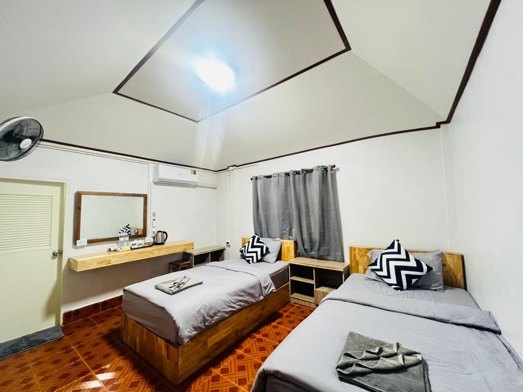 Lungwang Guest House Ban Rak Thai المظهر الخارجي الصورة