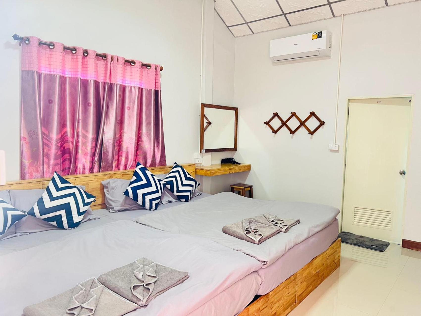 Lungwang Guest House Ban Rak Thai المظهر الخارجي الصورة