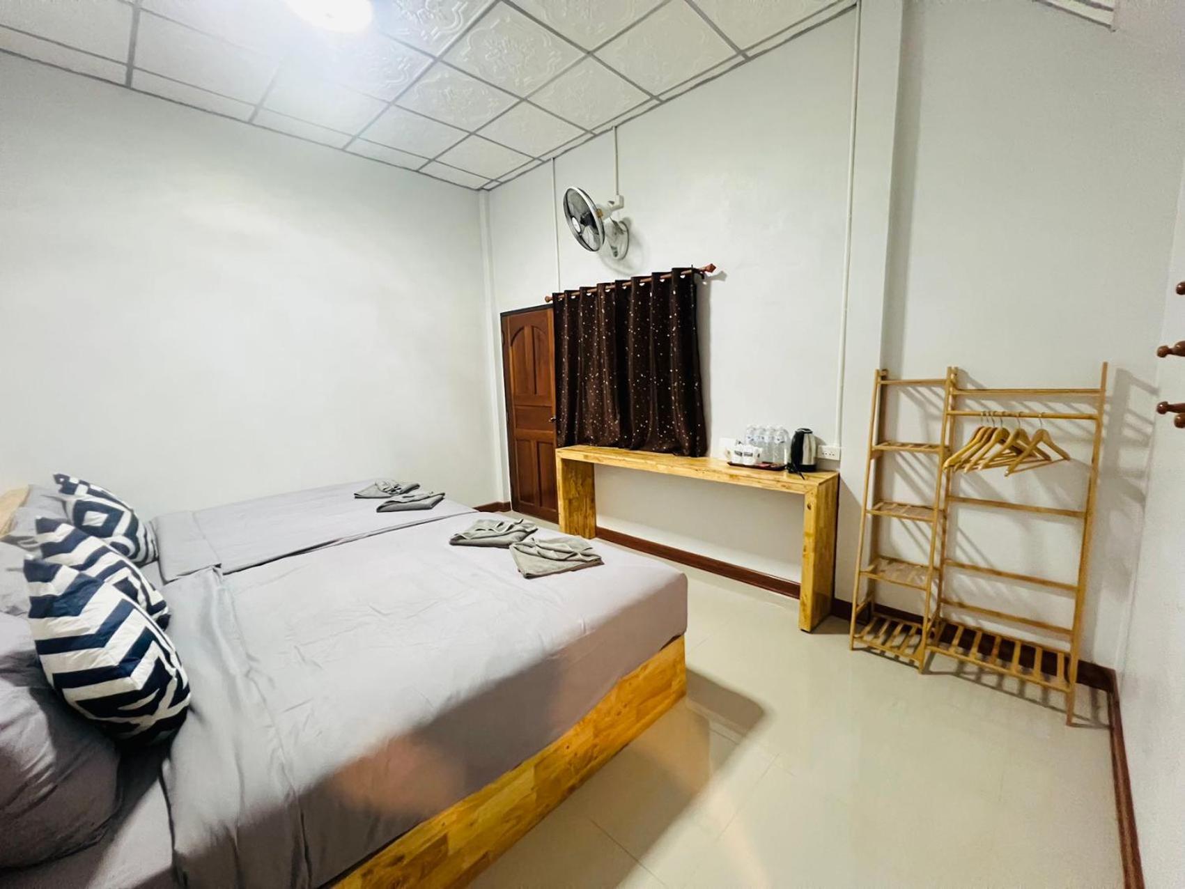 Lungwang Guest House Ban Rak Thai المظهر الخارجي الصورة