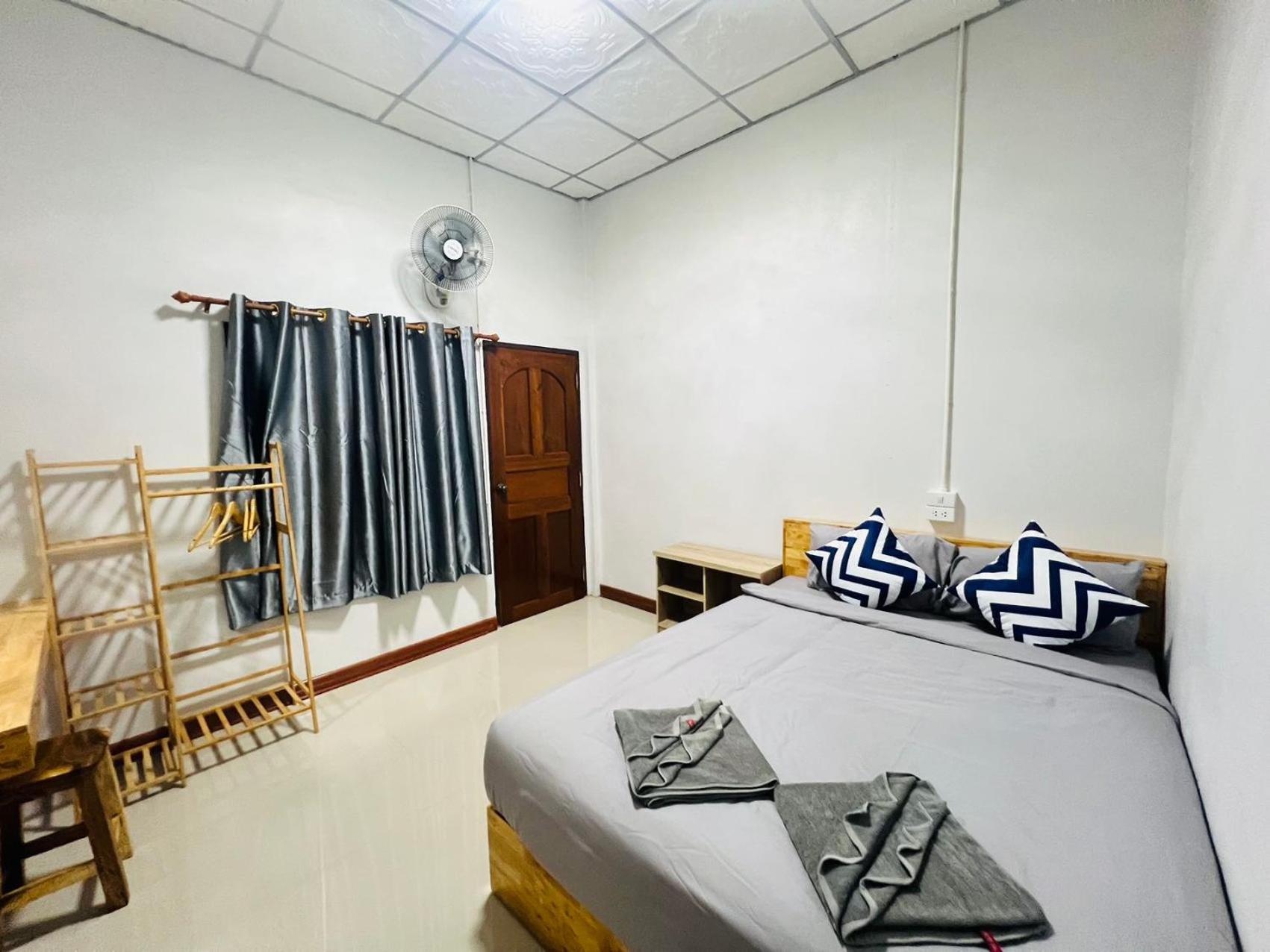 Lungwang Guest House Ban Rak Thai المظهر الخارجي الصورة